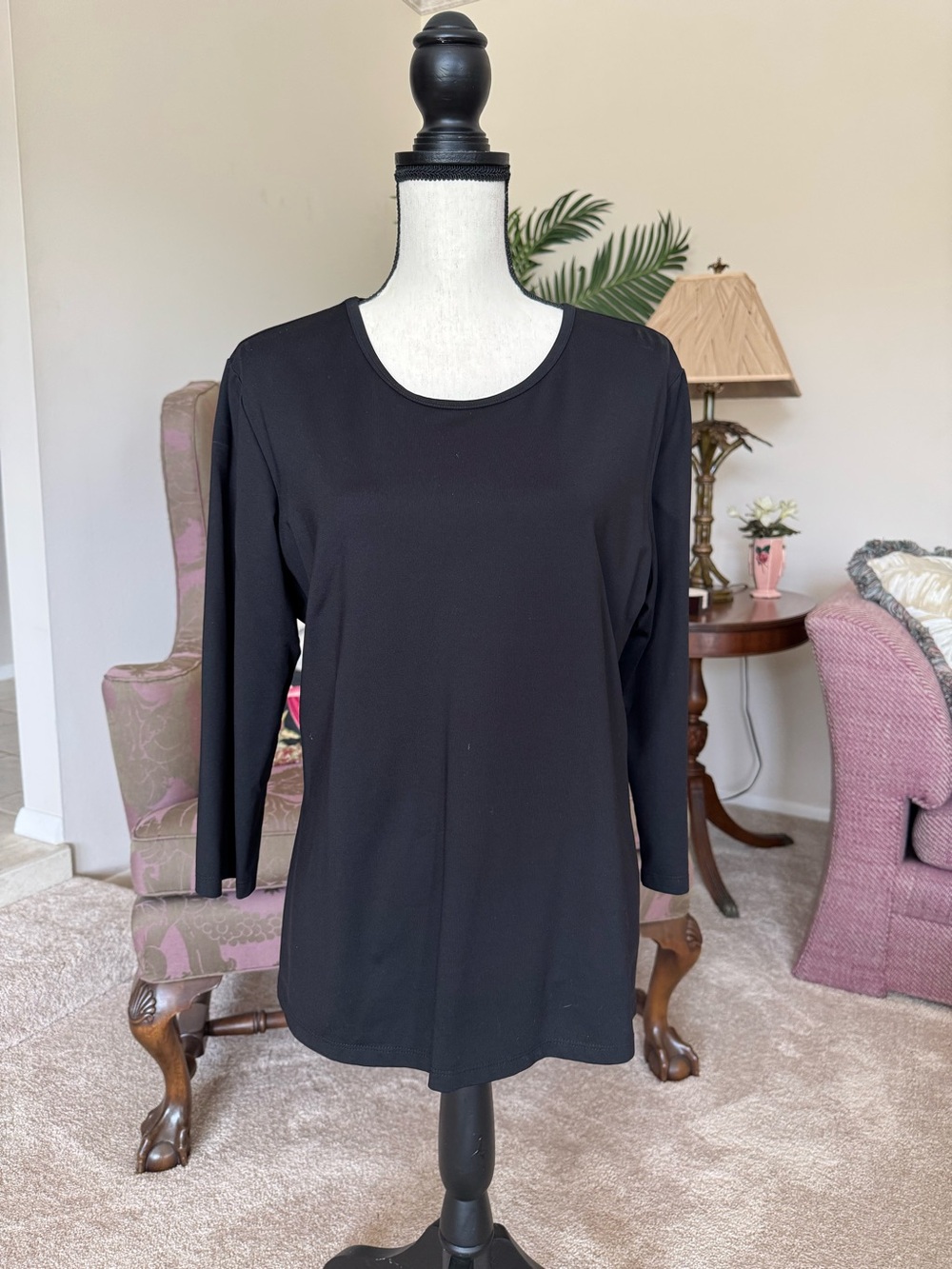J. McLaughlin Black Long-Sleeve Scoop Neck Top